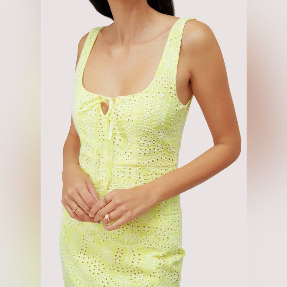 NWT Lost + Wander Elegant Eyelet Midi Yellow Lace Dress - Small - Picture 3 of 3